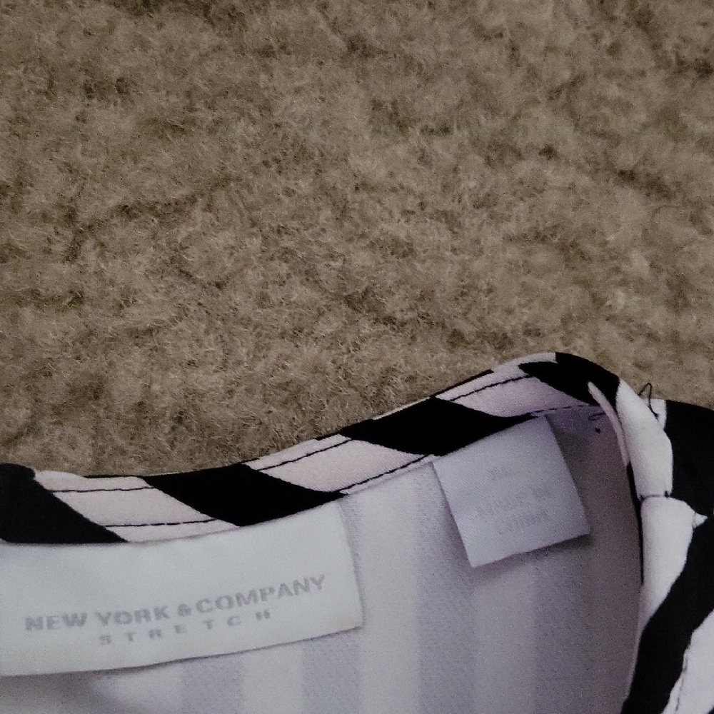 New York & Company Monochrome Striped Jumpsuit - Picture 3 of 5